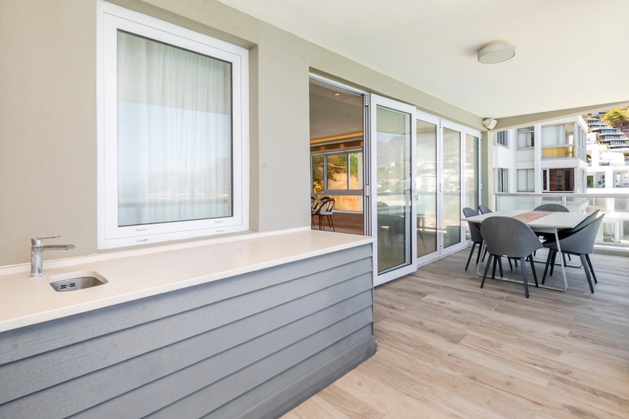 To Let 3 Bedroom Property for Rent in Clifton Western Cape